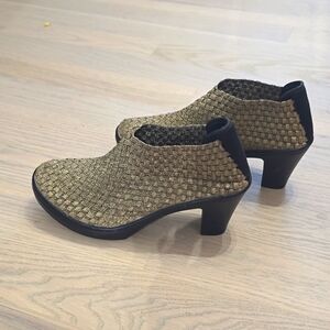 CORKYS new shoes size 9